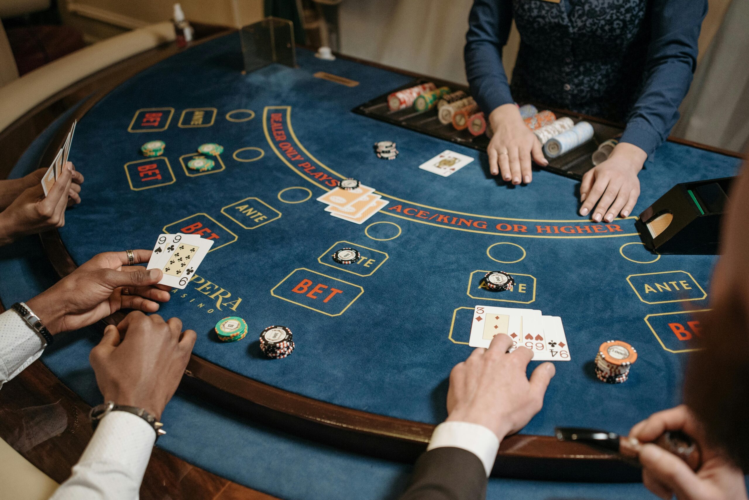 What options are offered by casinos